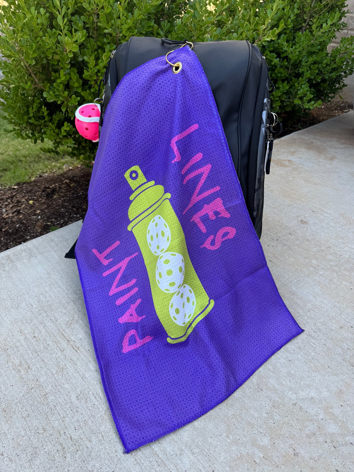 Paint Lines Towel w/clip